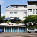 & Wirtshaus Hansen ברגיש גלאדבך