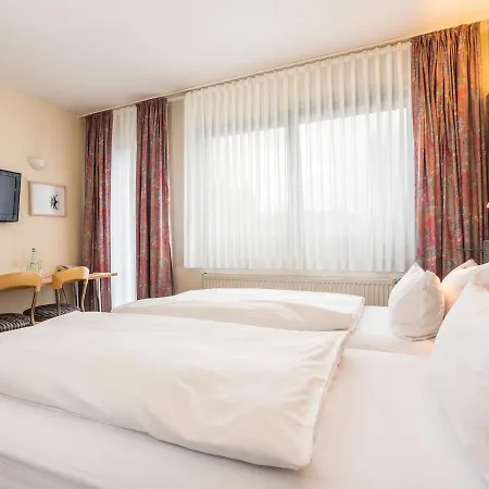 Otel & Wirtshaus Hansen