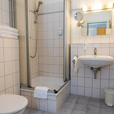 & Wirtshaus Hansen فندق 3*