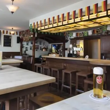 & Wirtshaus Hansen 3* ברגיש גלאדבך