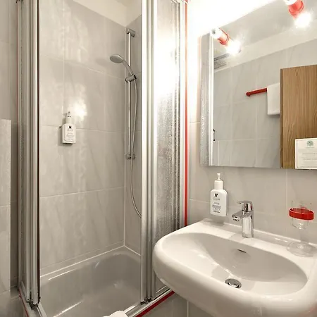 & Wirtshaus Hansen Szálloda