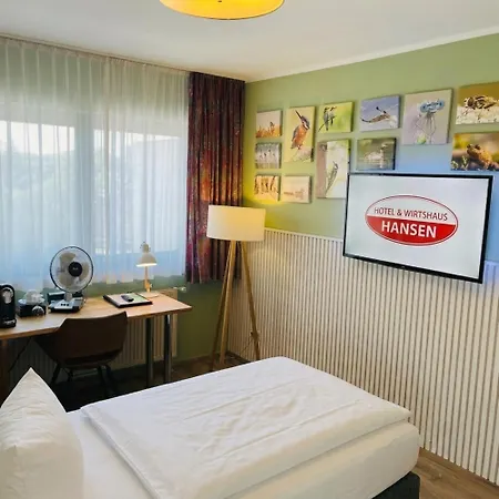 & Wirtshaus Hansen מלון 3*