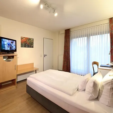 Hotel & Wirtshaus Hansen 3*