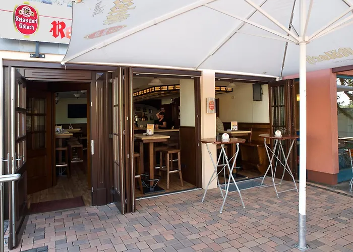 מלון & Wirtshaus Hansen 3*