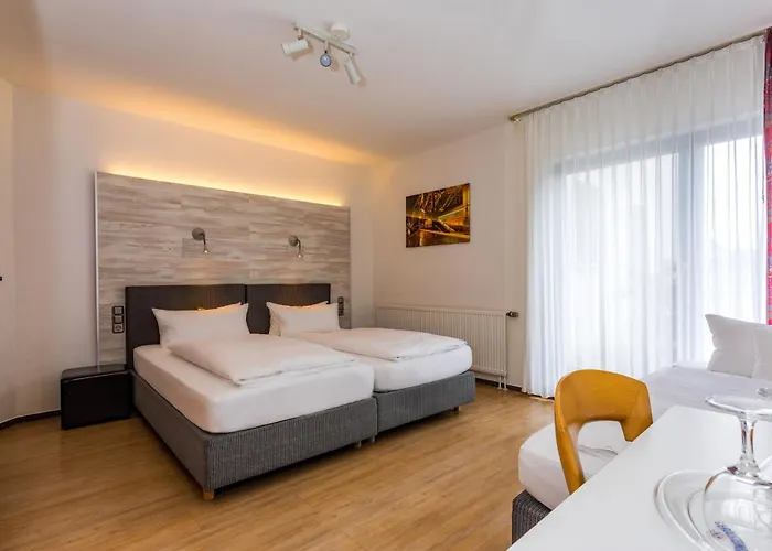 & Wirtshaus Hansen מלון ברגיש גלאדבך