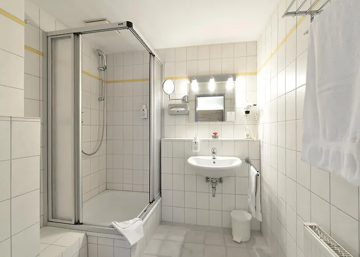 & Wirtshaus Hansen 3* ברגיש גלאדבך